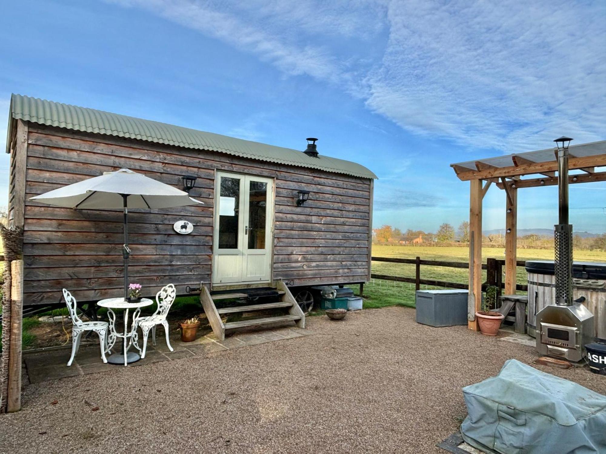Bed and Breakfast Bron Hafren Montgomery Exterior foto